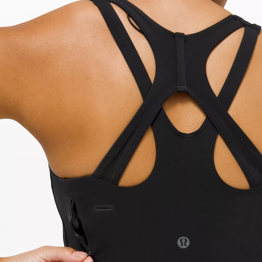 NWT Lululemon Stash It Bra- black size 4 - Picture 3 of 6